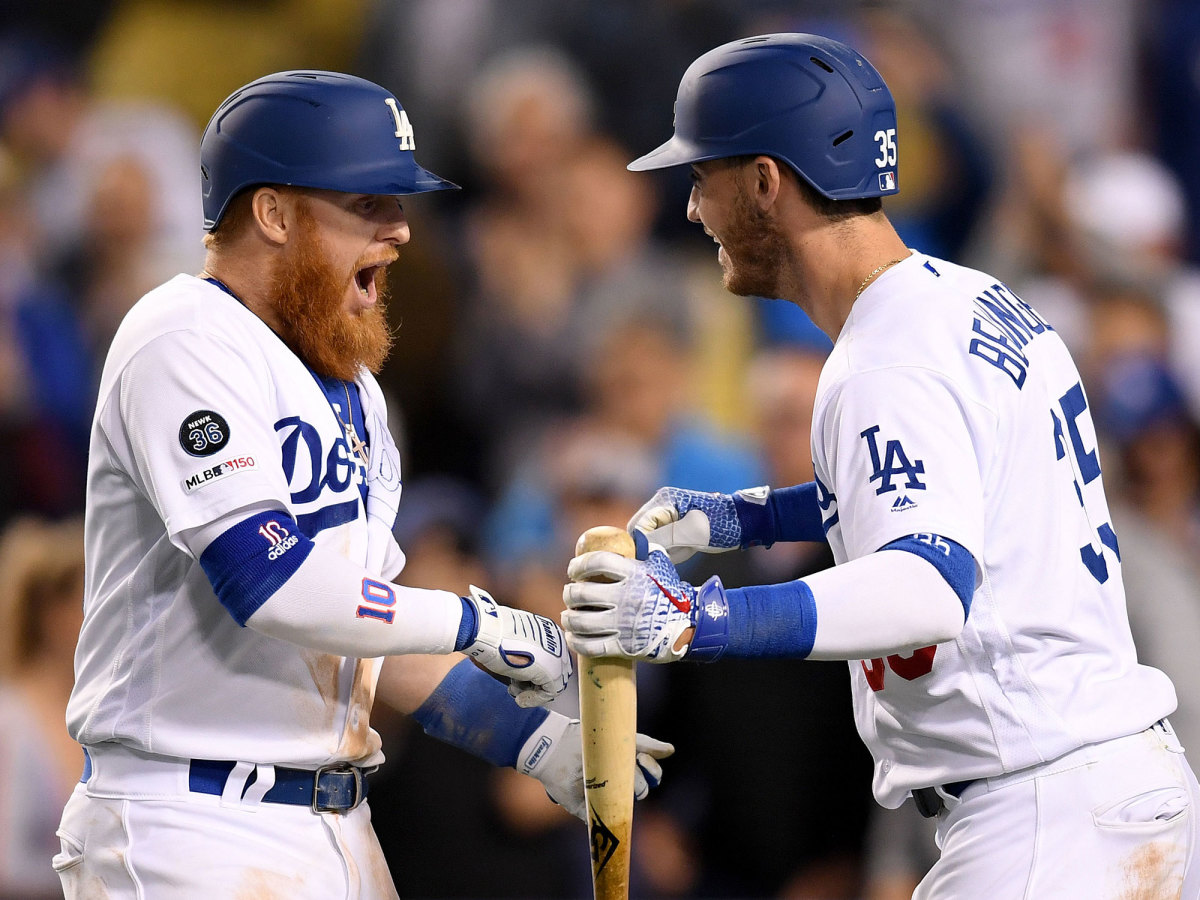 justin-turner-cody-bellinger.jpg